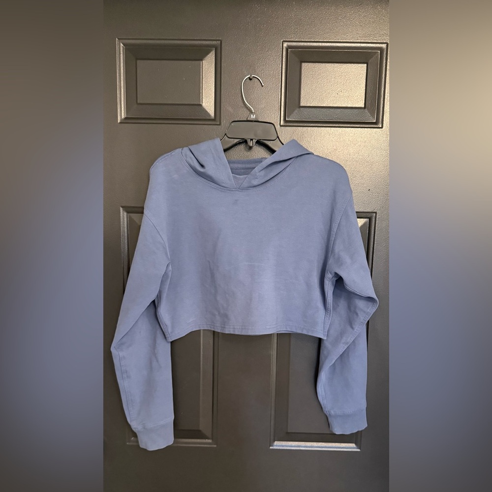 lululemon athletica Sky Blue Cropped Sweatshirt